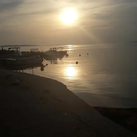 Mara * Košljun
